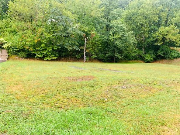 26333 US Hwy 119, Belfry, KY 41514